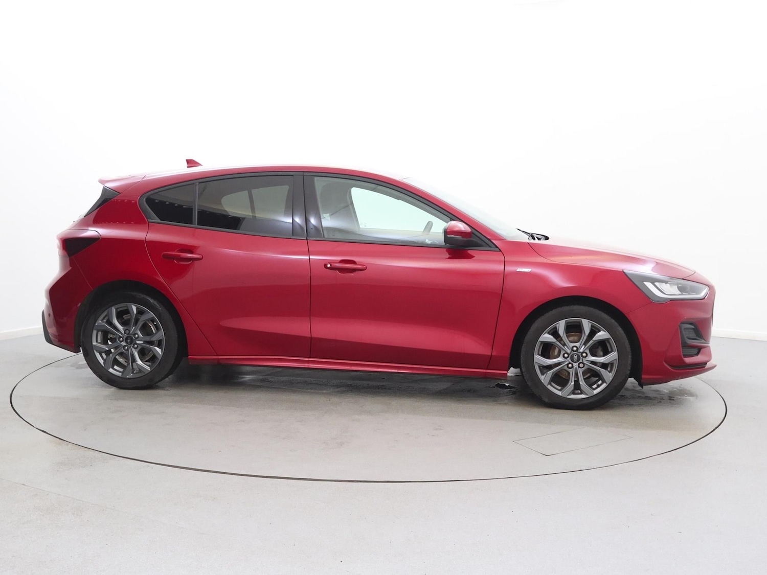 Used Ford Focus 2023 for sale - 77649378: Photo 8
