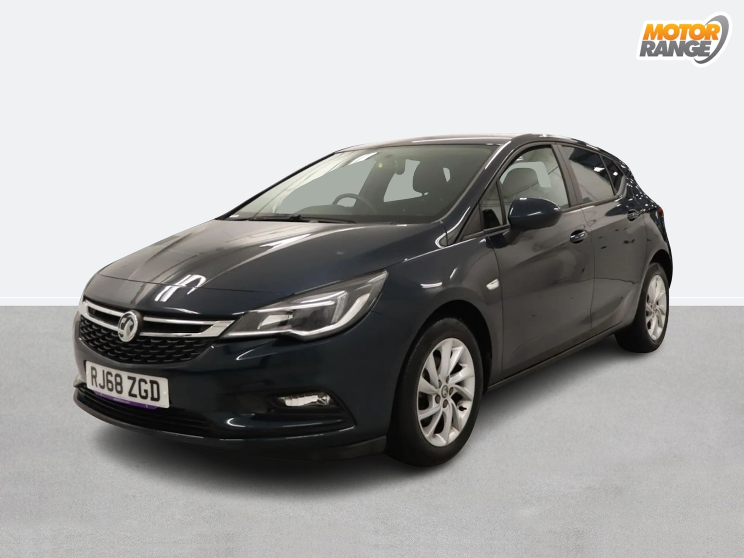 Used Vauxhall Astra 2018 for sale - 77443969: Photo 2