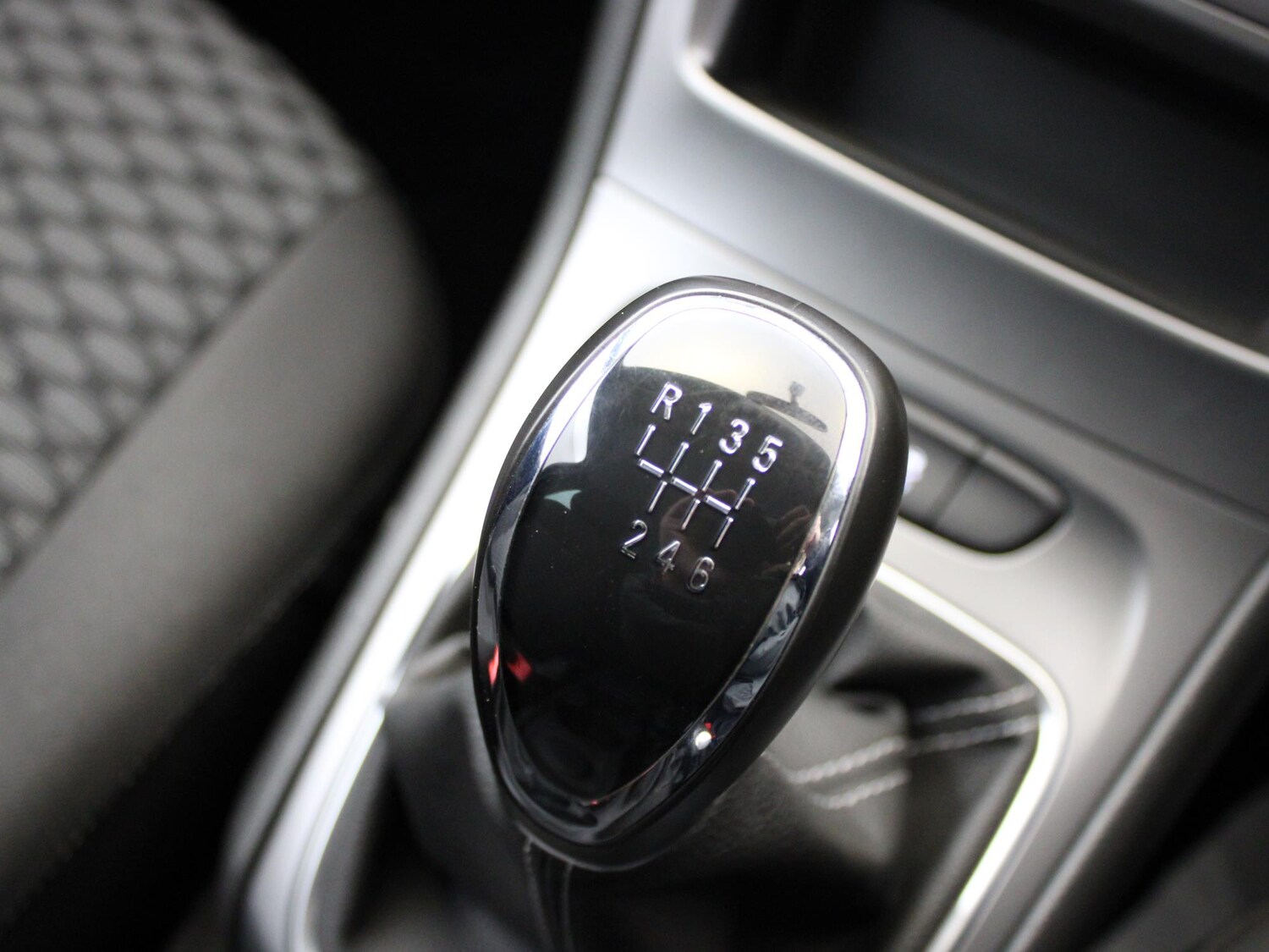 Used Vauxhall Astra 2018 for sale - 77443969: Photo 23