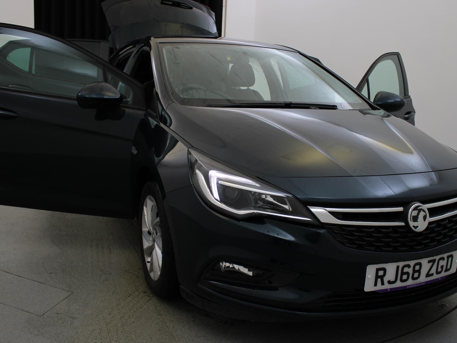 Used Vauxhall Astra 2018 for sale - 77443969: Photo 28