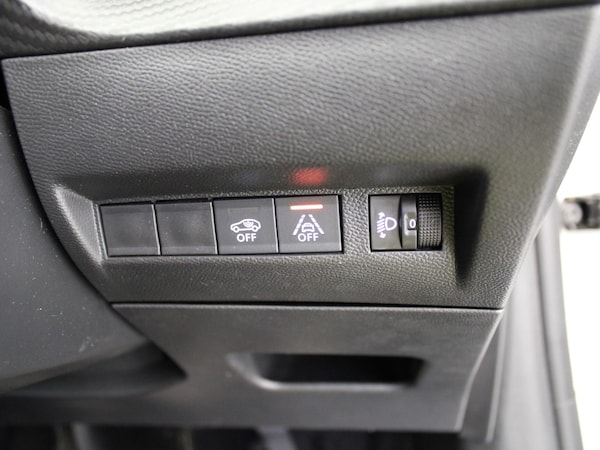 Used Peugeot 208 2023 for sale - 75407430: Photo 32