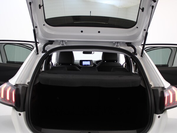 Used Peugeot 208 2023 for sale - 75407430: Photo 35