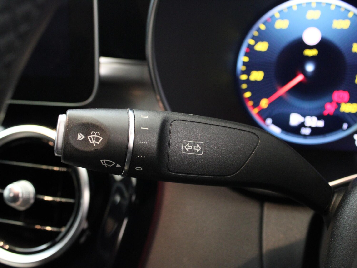 Used Mercedes-Benz C Class 2019 for sale - 76594397: Photo 17