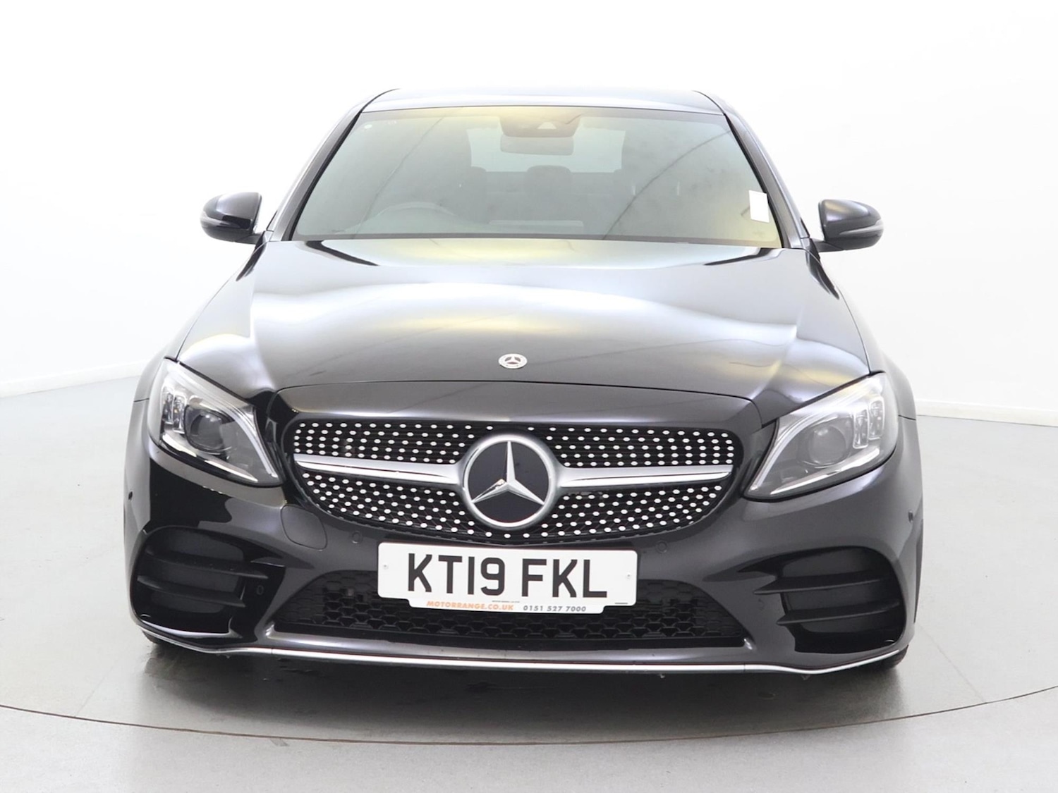 Used Mercedes-Benz C Class 2019 for sale - 76594397: Photo 2