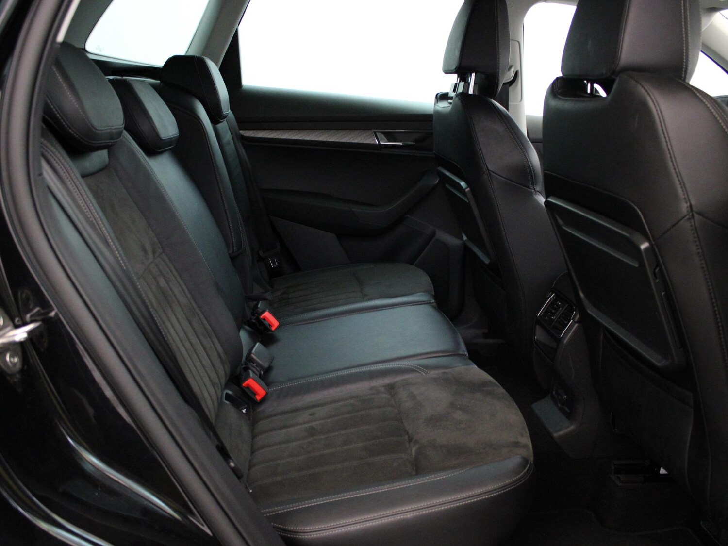 Used Skoda Karoq 2023 for sale - 76274730: Photo 13