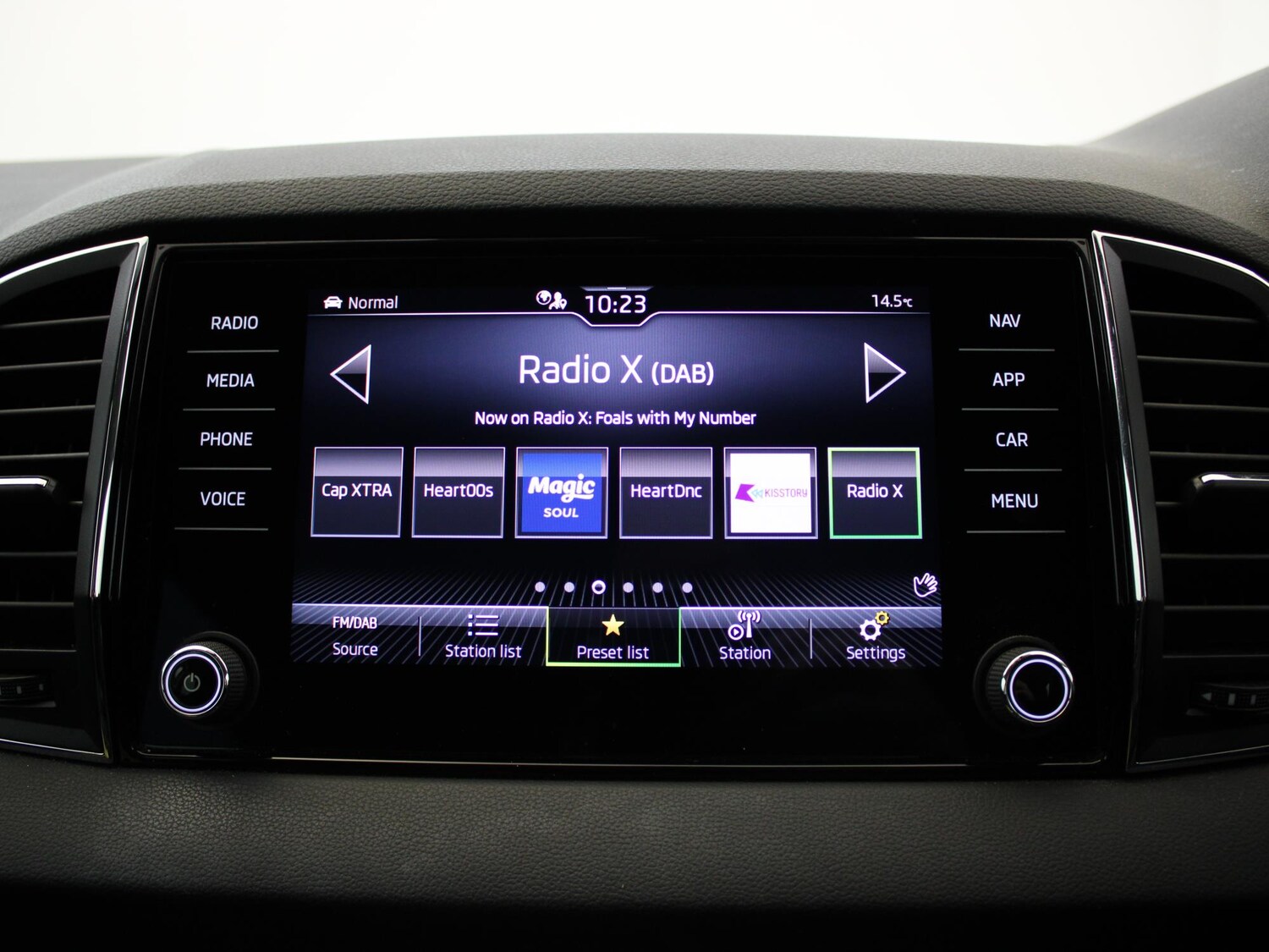 Used Skoda Karoq 2023 for sale - 76274730: Photo 24