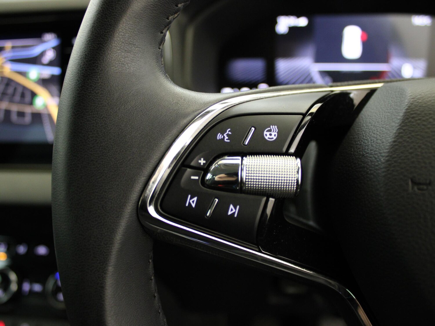 Used Skoda Karoq 2023 for sale - 76274730: Photo 35