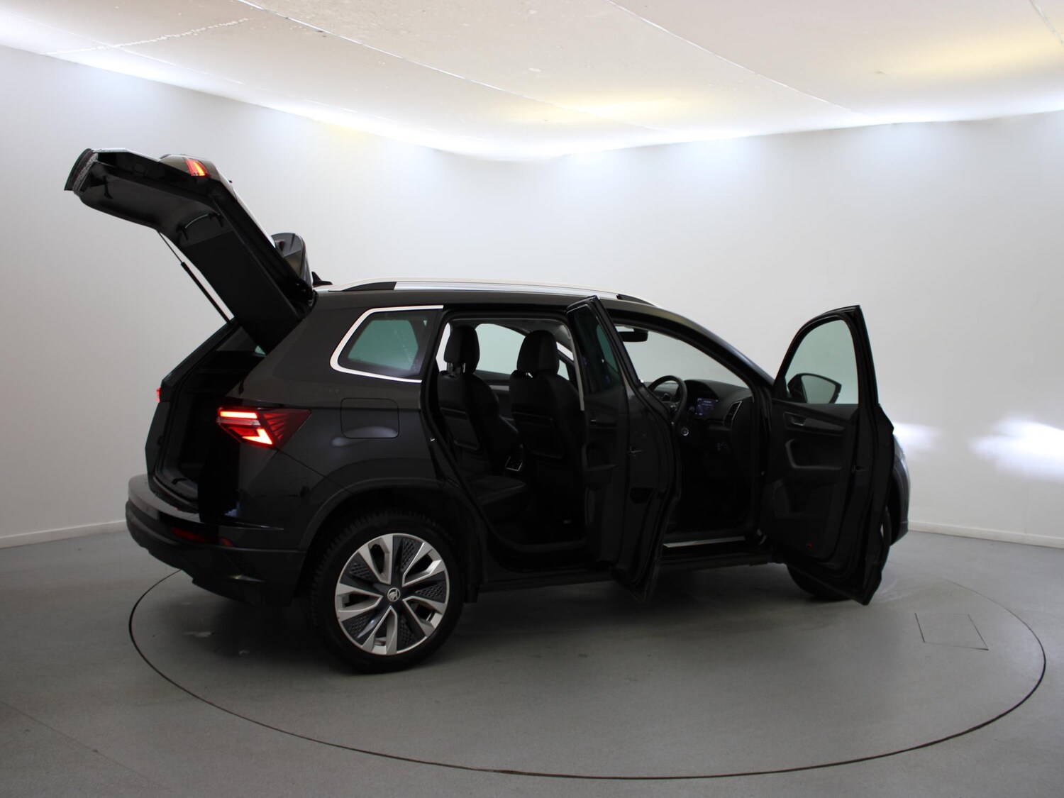 Used Skoda Karoq 2023 for sale - 76274730: Photo 41