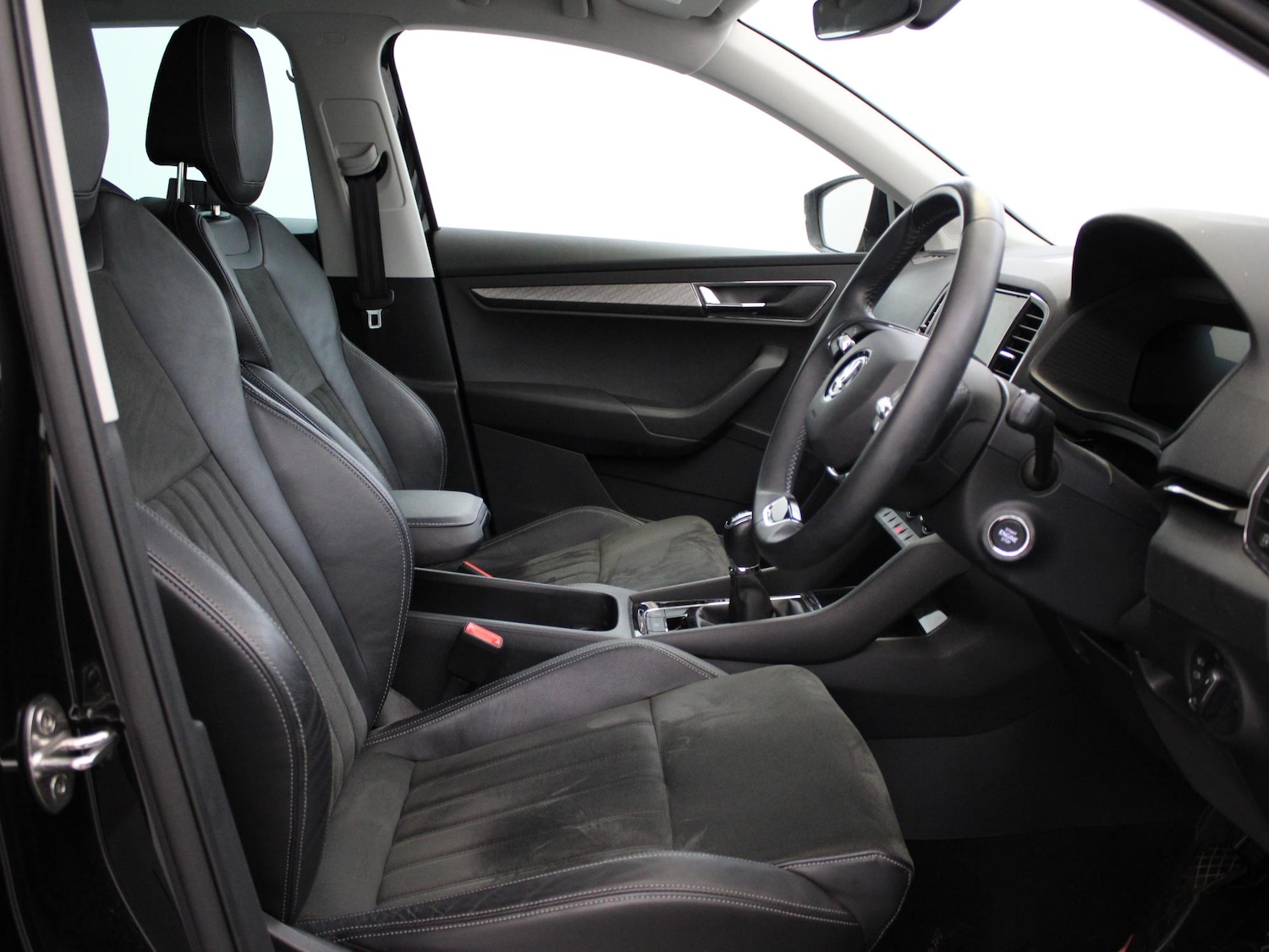 Used Skoda Karoq 2023 for sale - 76274730: Photo 9