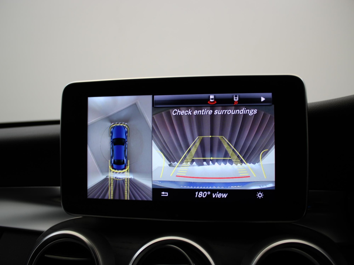 Used Mercedes-Benz C Class 2018 for sale - 76637099: Photo 21