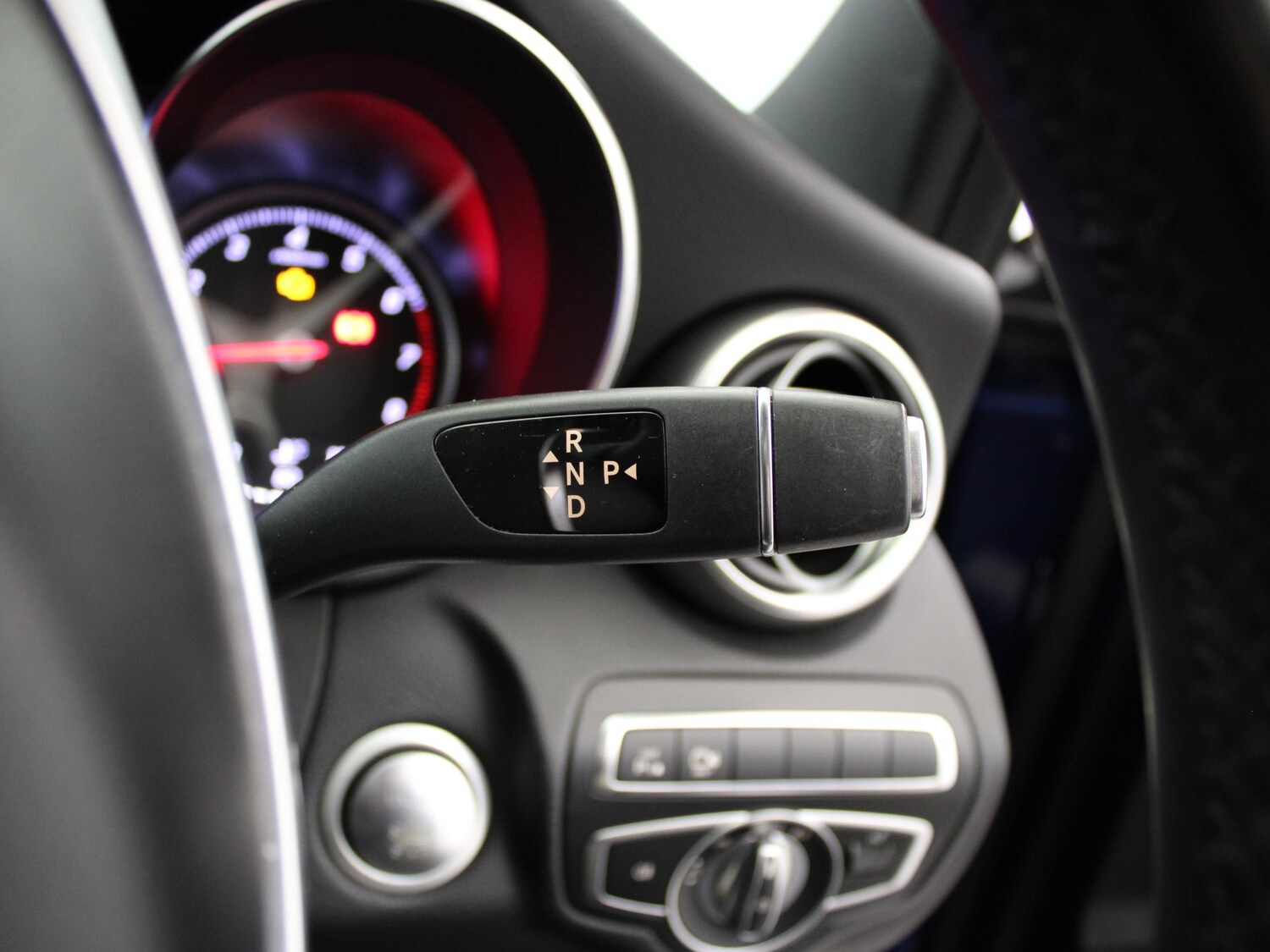 Used Mercedes-Benz C Class 2018 for sale - 76637099: Photo 33