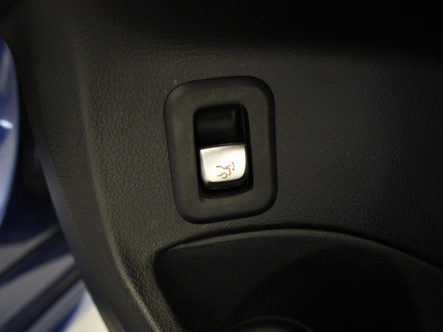 Used Mercedes-Benz C Class 2018 for sale - 76637099: Photo 40