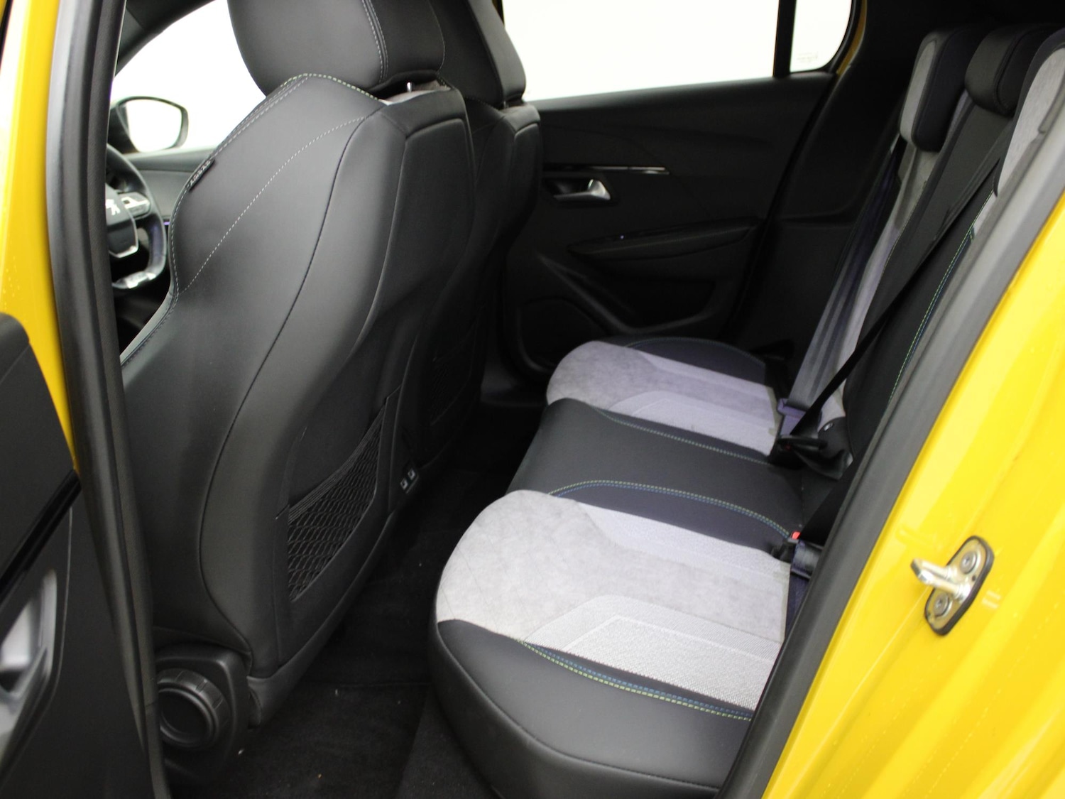 Used Peugeot 208 2021 for sale - 76755420: Photo 12