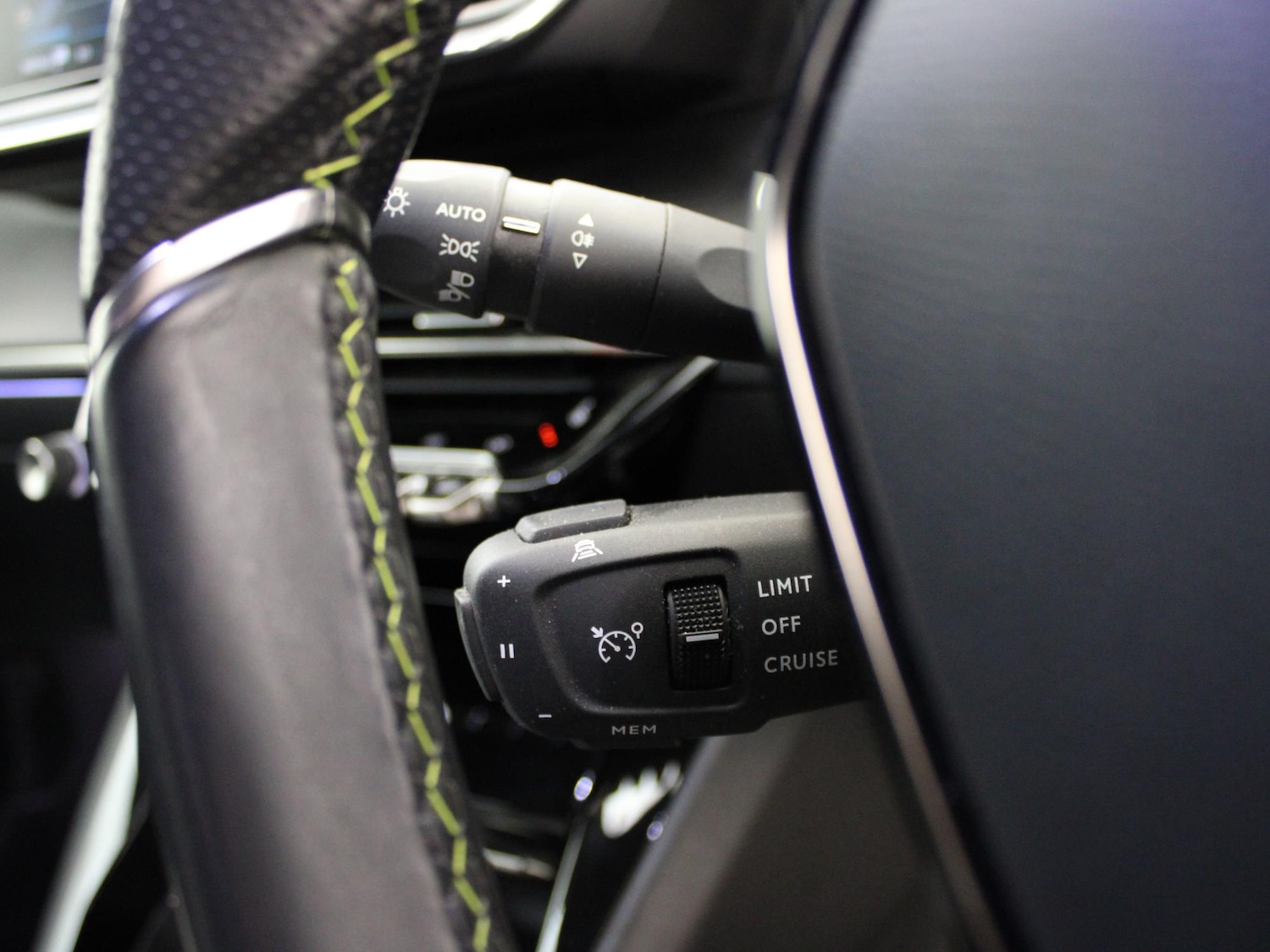 Used Peugeot 208 2021 for sale - 76755420: Photo 31