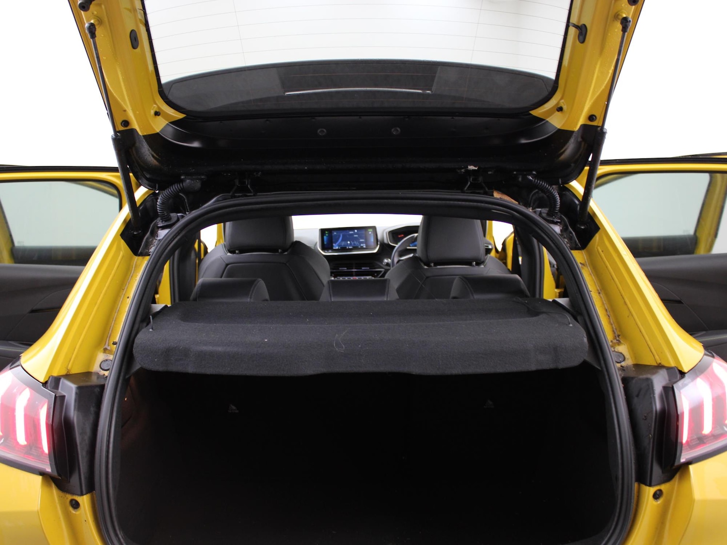 Used Peugeot 208 2021 for sale - 76755420: Photo 35