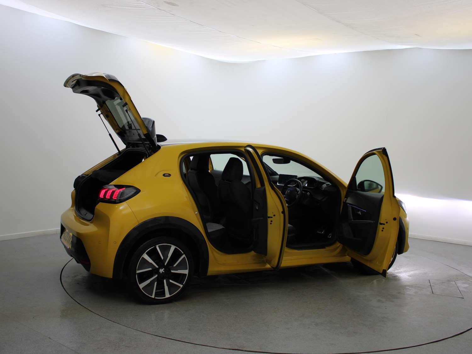 Used Peugeot 208 2021 for sale - 76755420: Photo 36