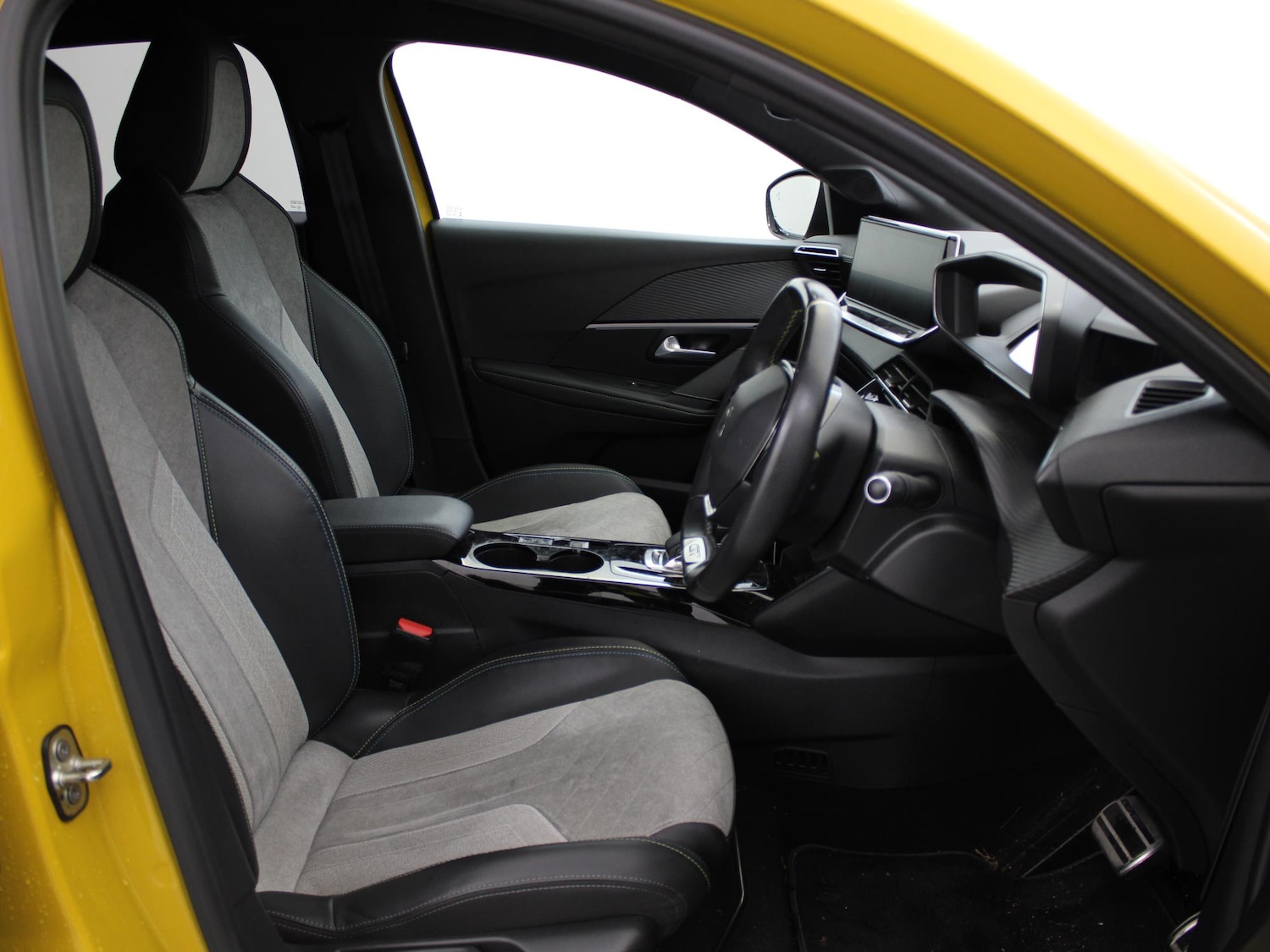 Used Peugeot 208 2021 for sale - 76755420: Photo 9