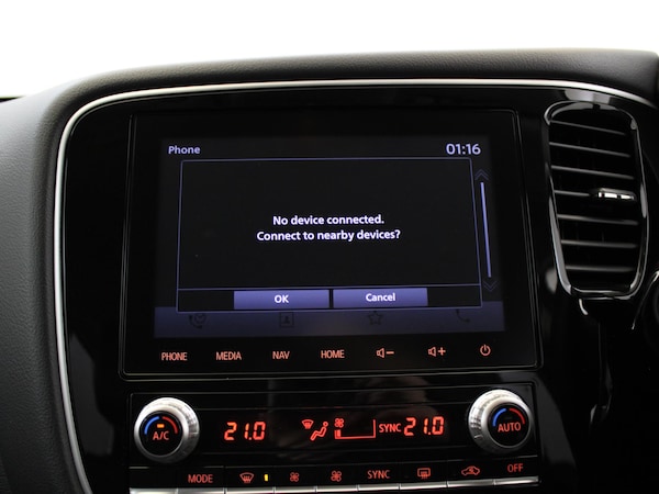 Used Mitsubishi Outlander 2020 for sale - 75454080: Photo 23