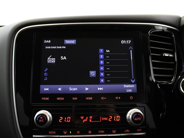 Used Mitsubishi Outlander 2020 for sale - 75454080: Photo 25