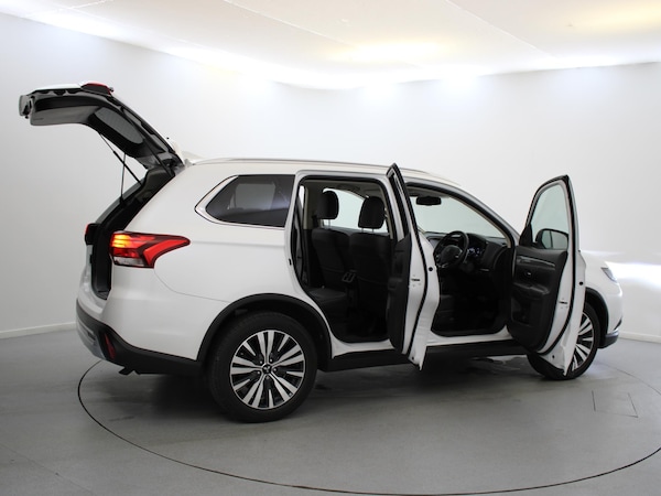 Used Mitsubishi Outlander 2020 for sale - 75454080: Photo 43