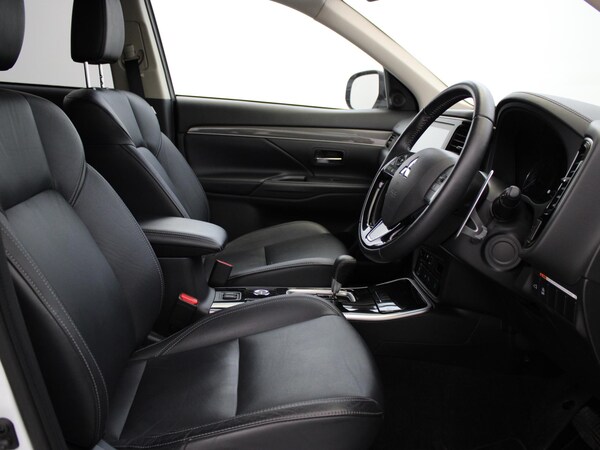 Used Mitsubishi Outlander 2020 for sale - 75454080: Photo 9