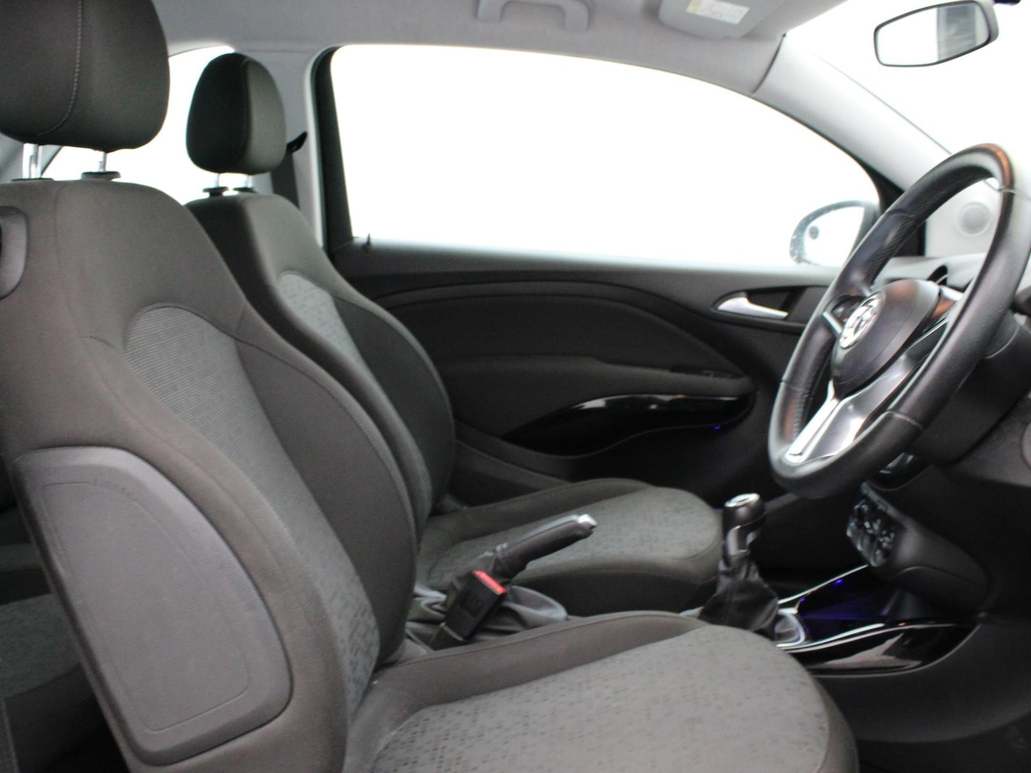 Used Vauxhall ADAM 2015 for sale - 77472824: Photo 9