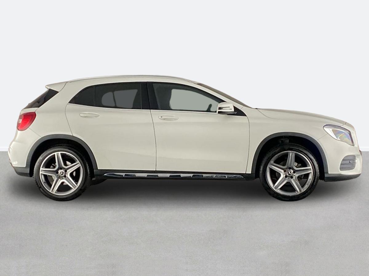Used Mercedes-Benz GLA 2019 for sale - 78052898: Photo 2