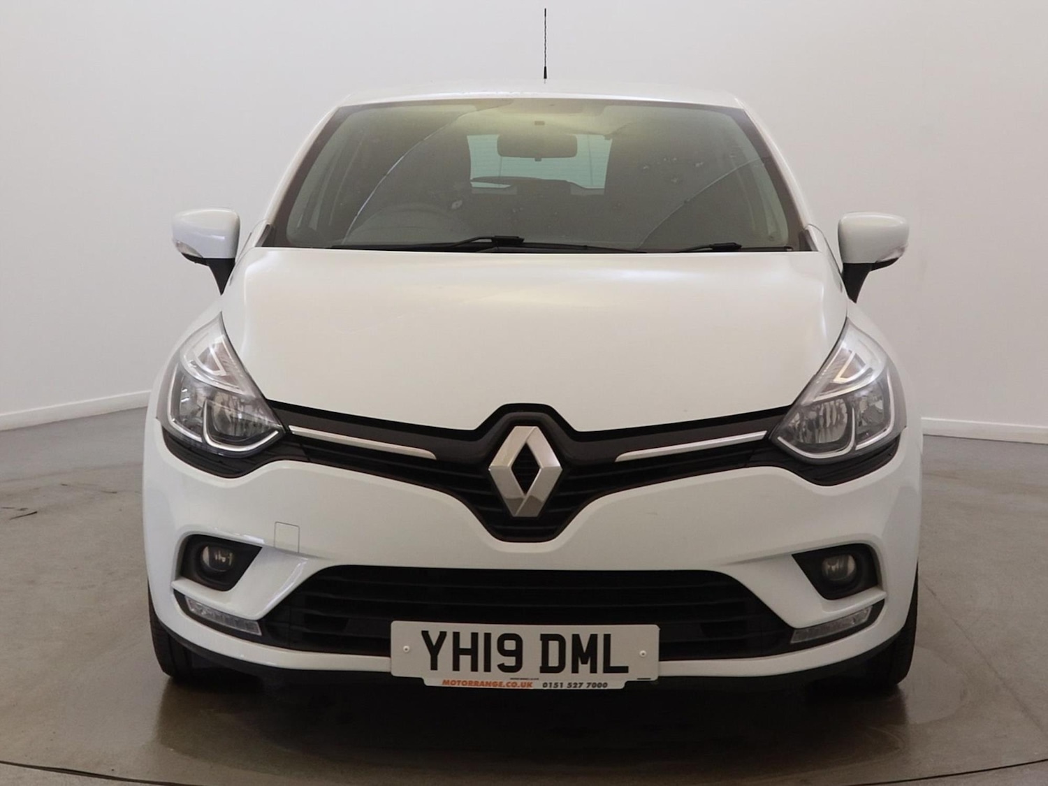 Used Renault Clio 2019 for sale - 78139923: Photo 2