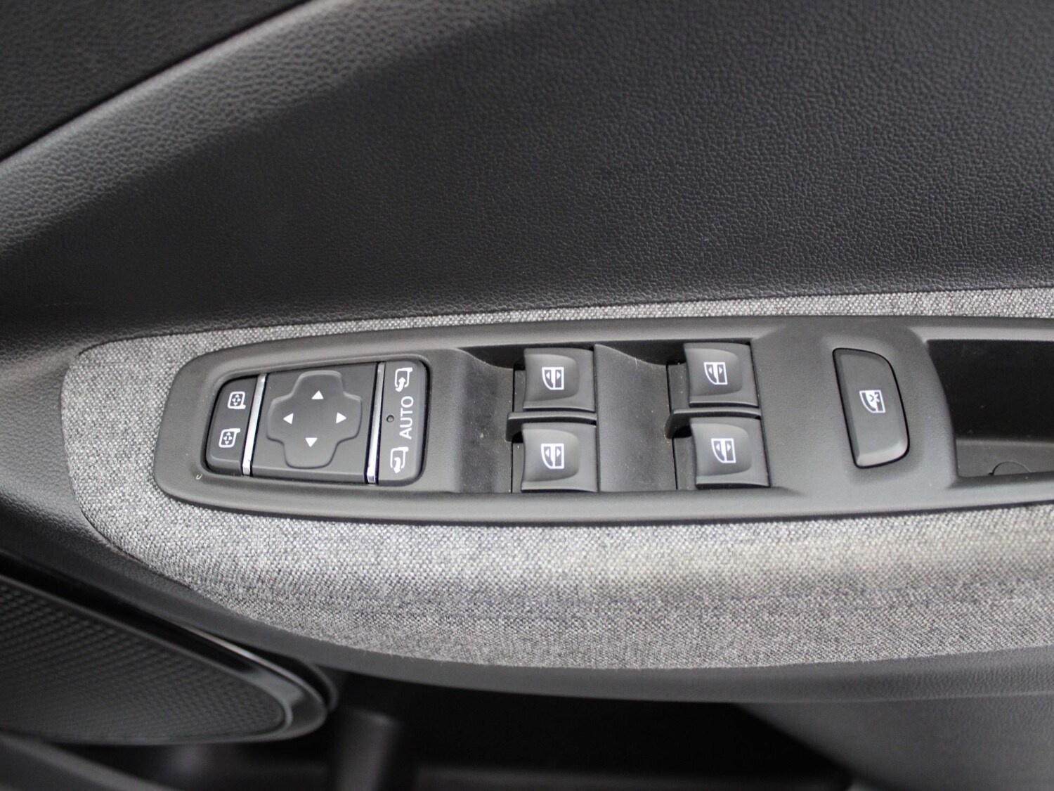 Used Renault Zoe 2020 for sale - 76330693: Photo 34