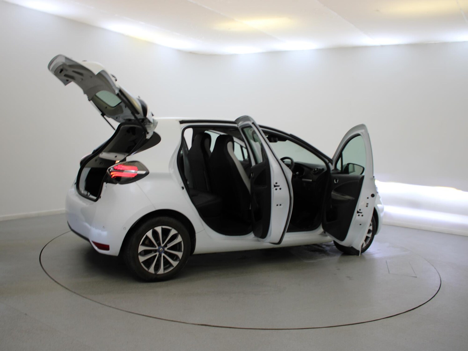 Used Renault Zoe 2020 for sale - 76330693: Photo 36