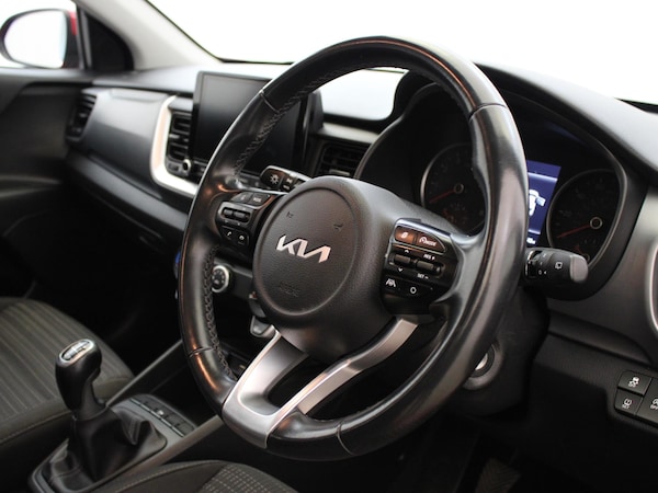 Used Kia Stonic 2022 for sale - 75343980: Photo 11