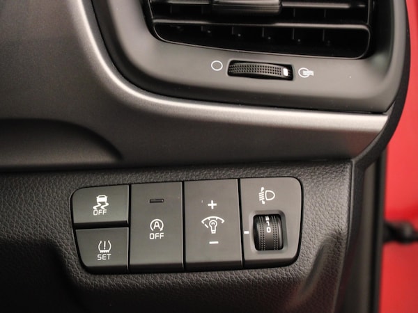 Used Kia Stonic 2022 for sale - 75343980: Photo 14