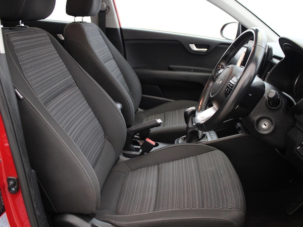 Used Kia Stonic 2022 for sale - 75343980: Photo 9