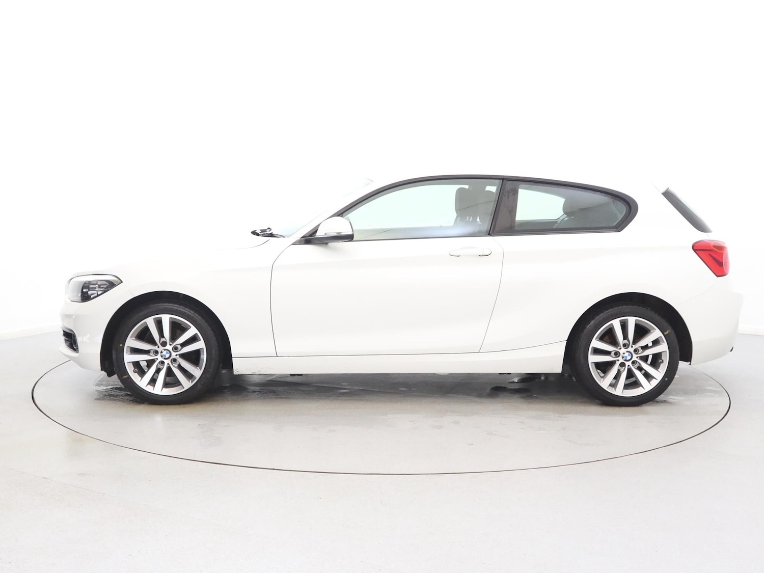 Used BMW 1 Series 2017 for sale - 77316734: Photo 4