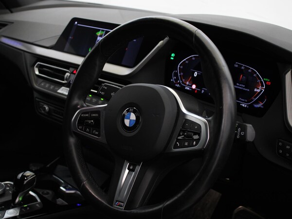 Used BMW 1 Series 2024 for sale - 75392748: Photo 12