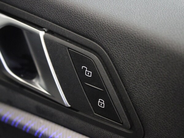 Used BMW 1 Series 2024 for sale - 75392748: Photo 24