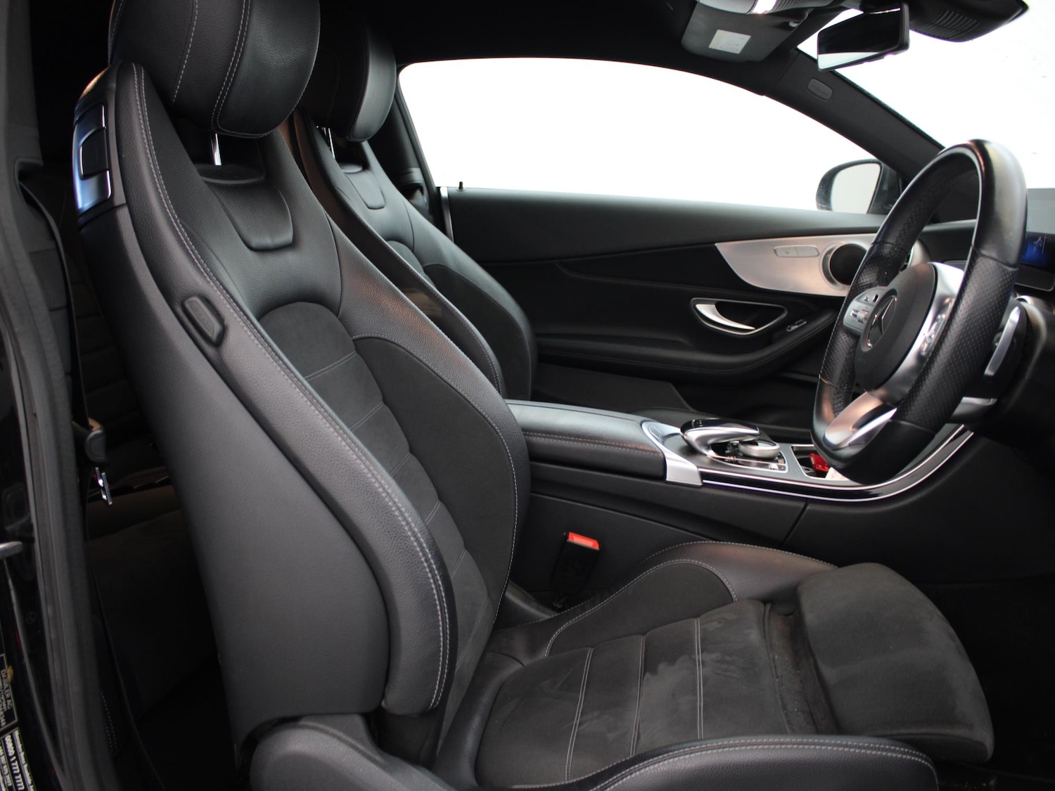 Used Mercedes-Benz C Class 2020 for sale - 77943834: Photo 9