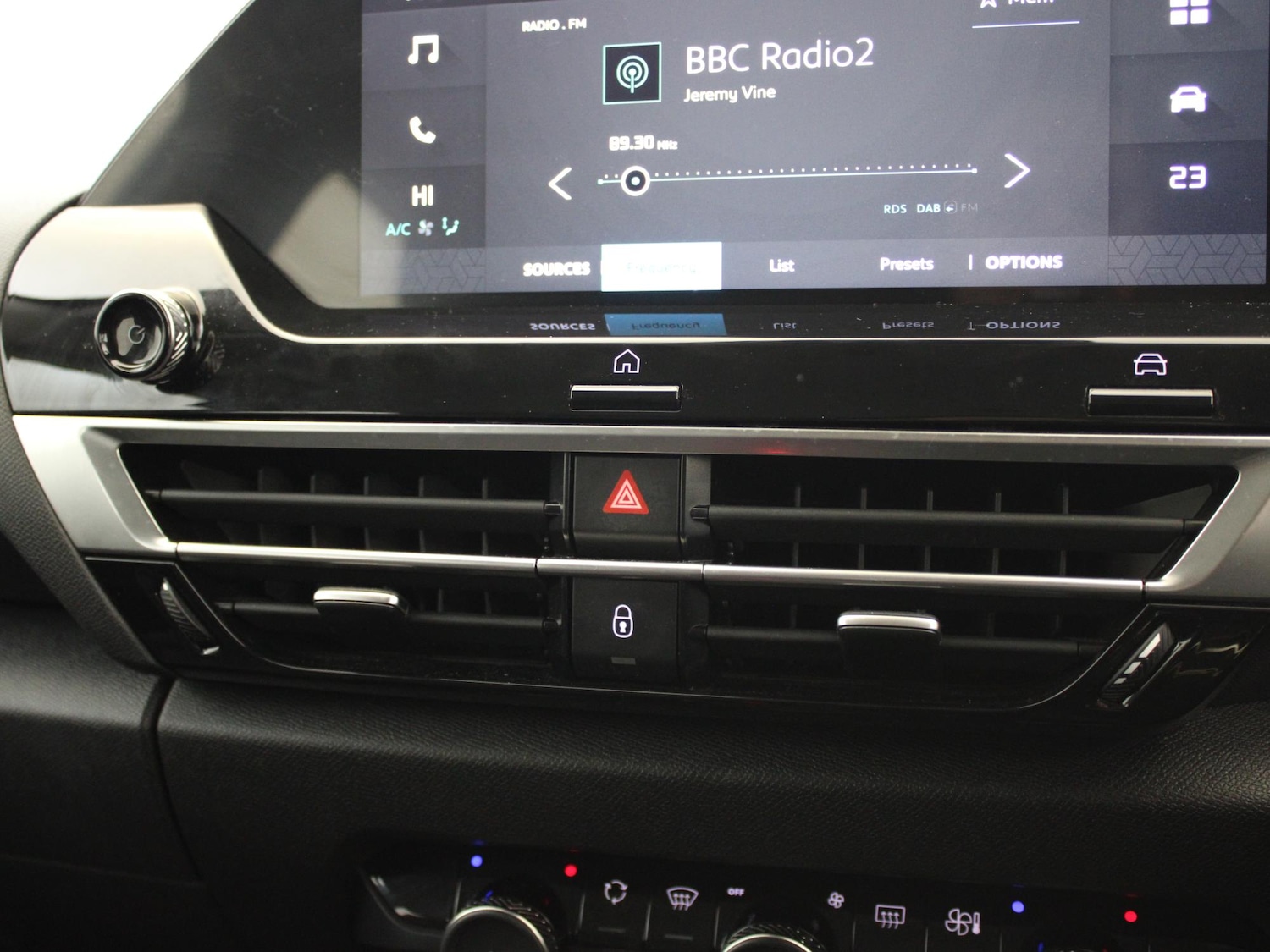 Used Citroen C4 2023 for sale - 77706877: Photo 21