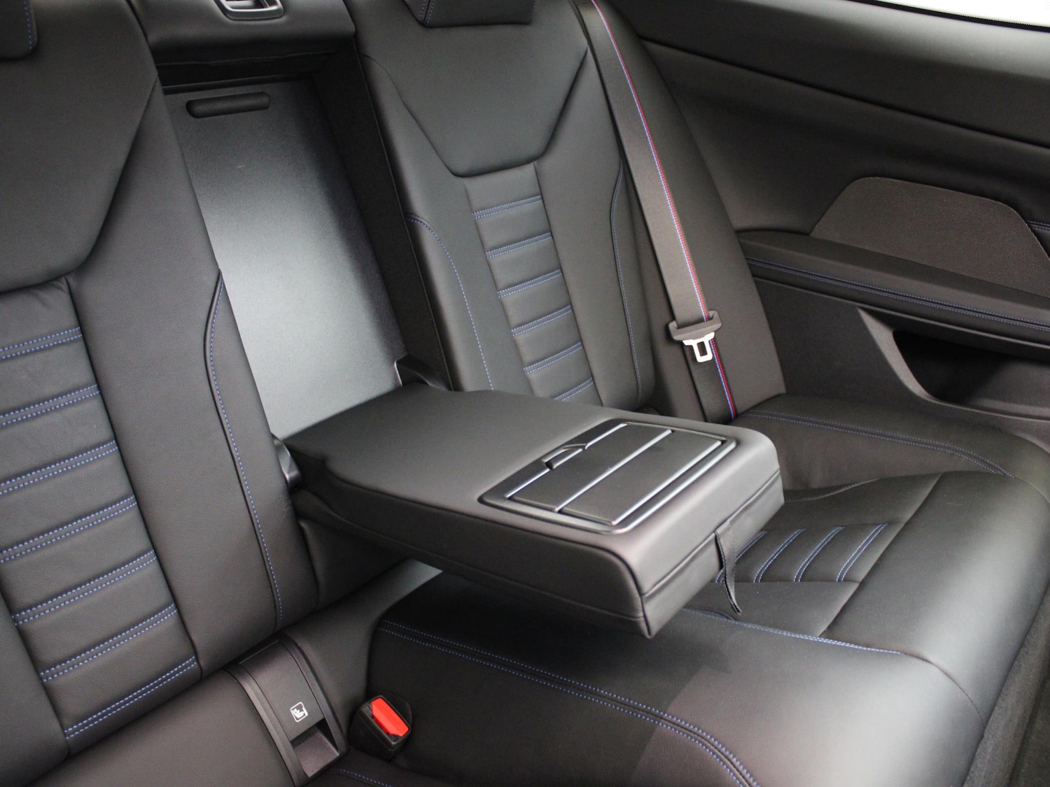 Used BMW 4 Series 2024 for sale - 76732508: Photo 19