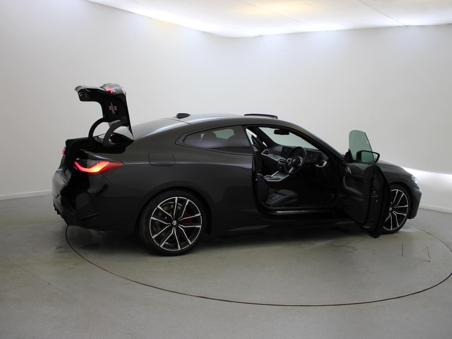 Used BMW 4 Series 2024 for sale - 76732508: Photo 67