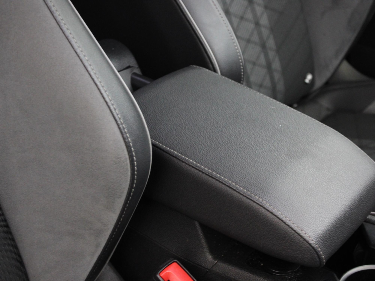 Used Volkswagen Golf 2020 for sale - 77158881: Photo 30