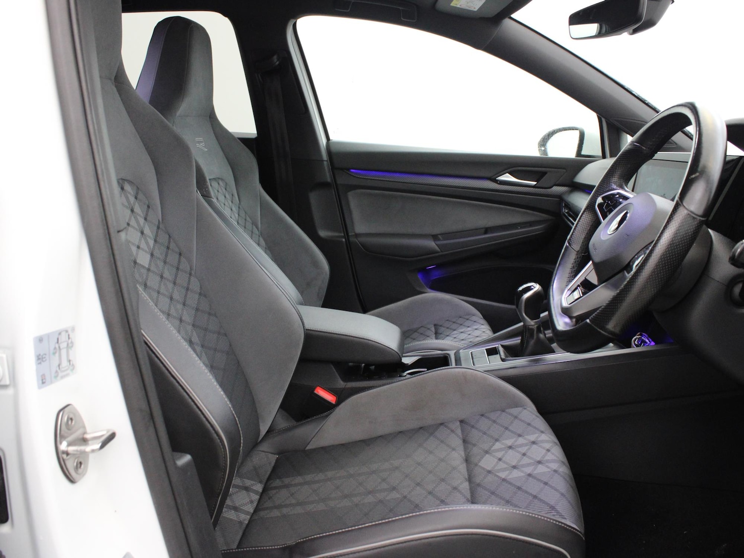 Used Volkswagen Golf 2020 for sale - 77158881: Photo 9