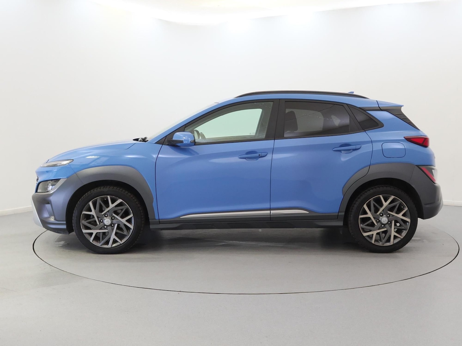 Used Hyundai KONA 2021 for sale - 76789734: Photo 4