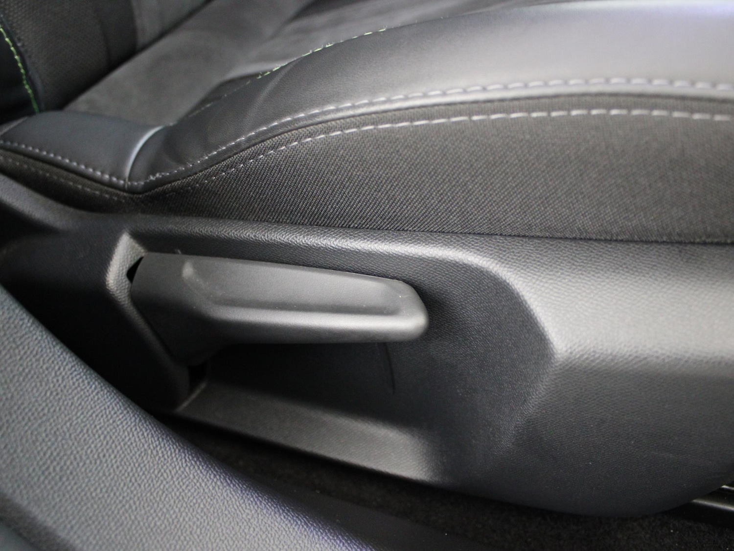 Used Peugeot 208 2022 for sale - 77361778: Photo 10