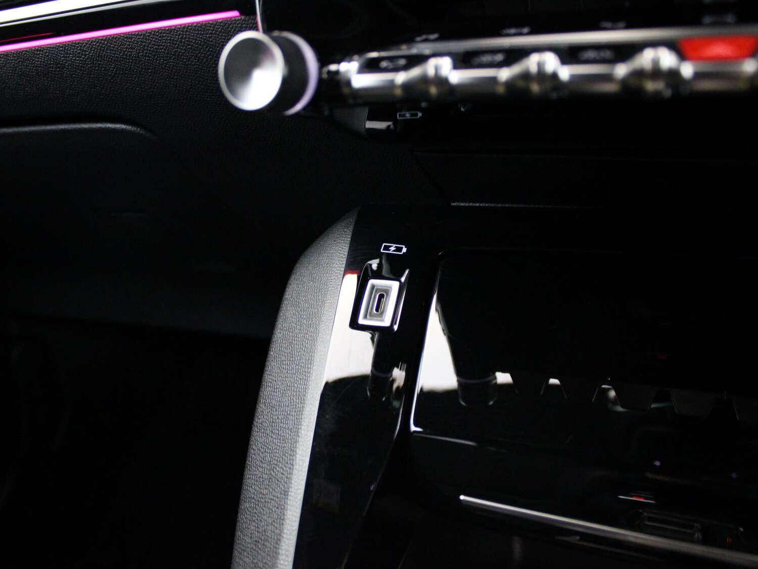 Used Peugeot 208 2022 for sale - 77361778: Photo 28