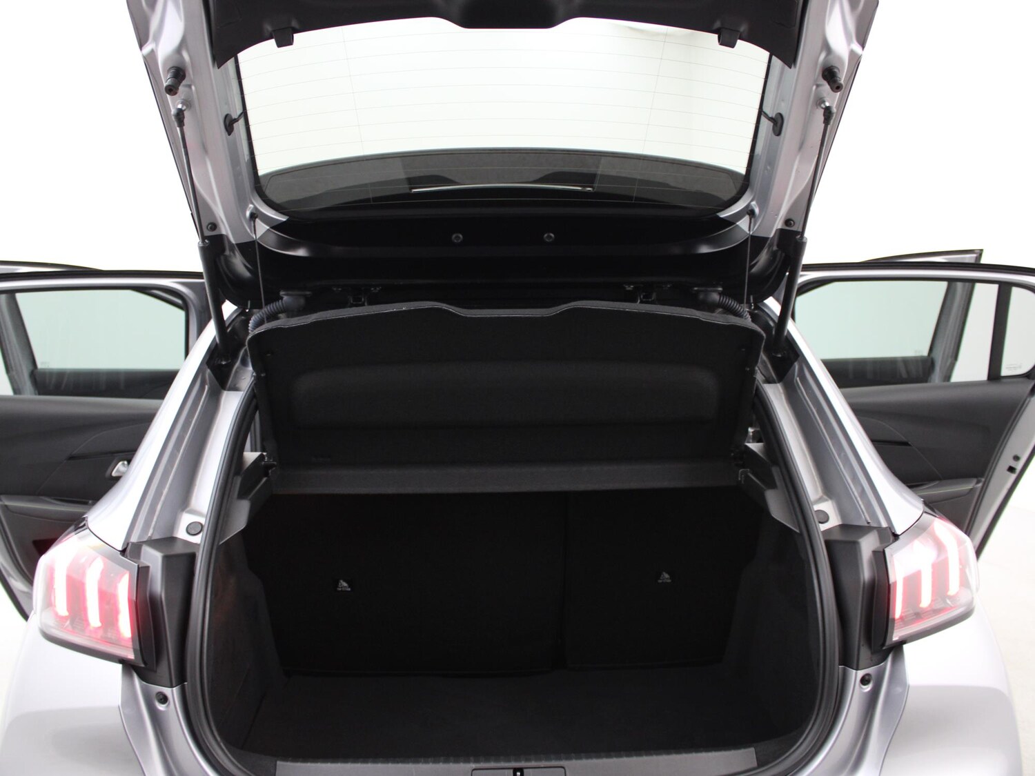 Used Peugeot 208 2022 for sale - 77361778: Photo 42