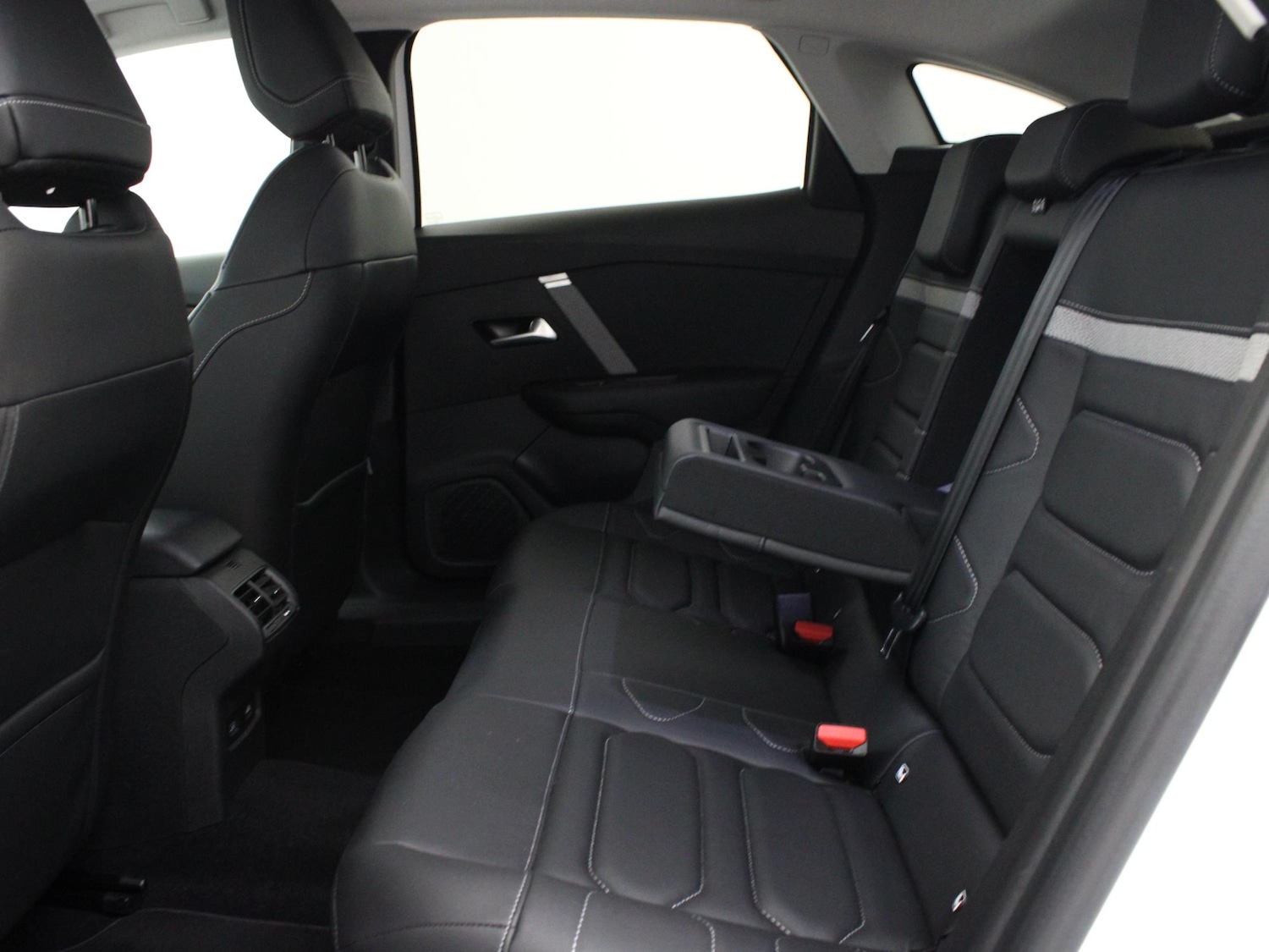 Used Citroen C4 2022 for sale - 76594422: Photo 12