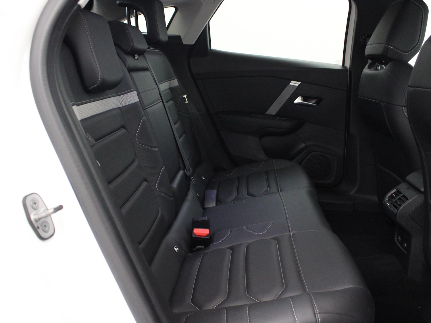 Used Citroen C4 2022 for sale - 76594422: Photo 15