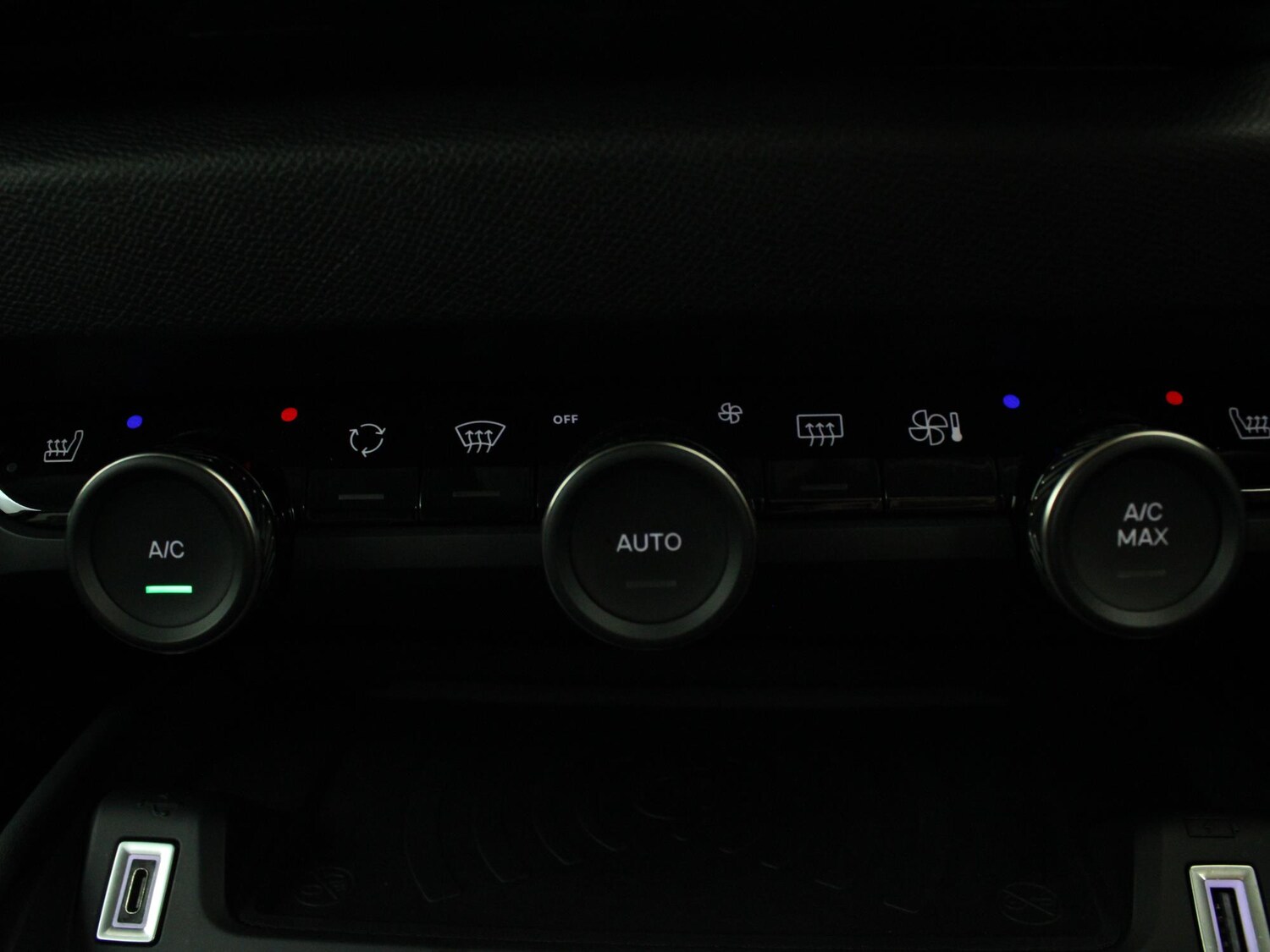 Used Citroen C4 2022 for sale - 76594422: Photo 27