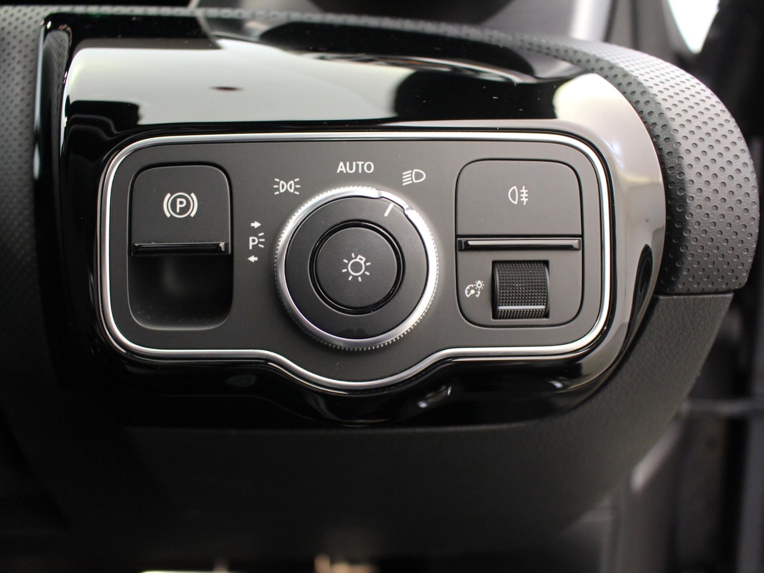 Used Mercedes-Benz A-Class 2019 for sale - 78122463: Photo 36